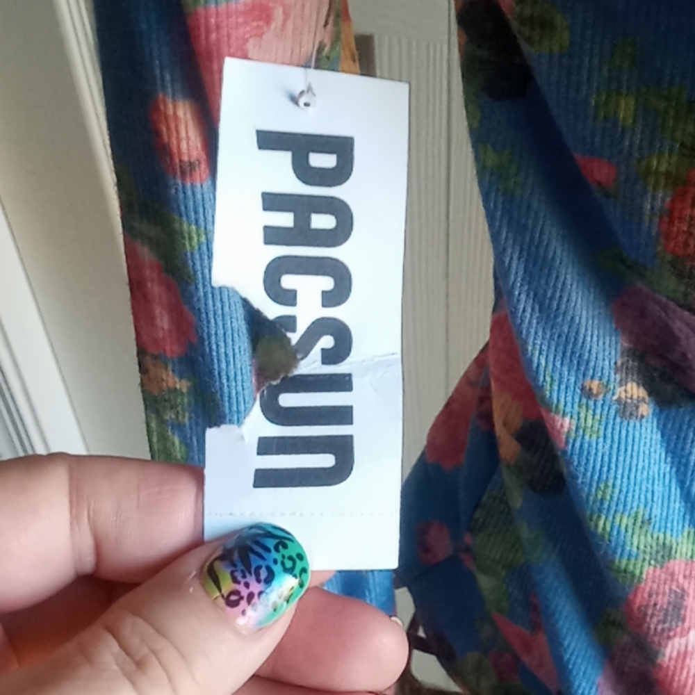 Top - Picture 6 of 7